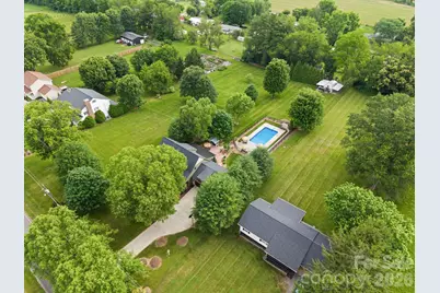 98 Garden Lane, Canton, NC 28716 - Photo 6