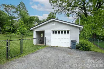 154 Burrell Avenue, Brevard, NC 28712 - Photo 22