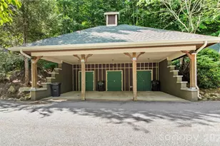 250 Creekside Wy, Burnsville, NC 28714 - Photo 2
