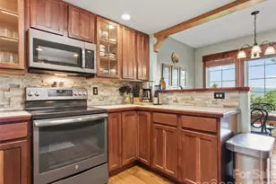 250 Creekside Wy, Burnsville, NC 28714 - Photo 16