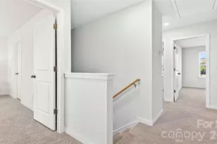 204 Hyder Ridge Rd, Asheville, NC 28804 - Photo 10