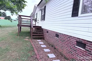 33 Honeysuckle Ln, Taylorsville, NC 28682 - Photo 6