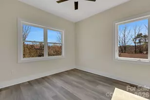 31 Elkwood Ave, Asheville, NC 28804 - Photo 32