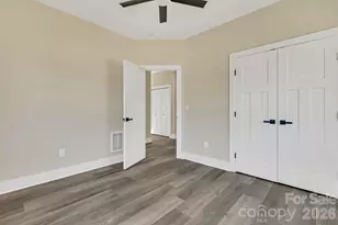 31 Elkwood Ave, Asheville, NC 28804 - Photo 36