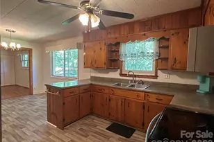 2939 Links Dr, Granite Falls, NC 28630 - Photo 4
