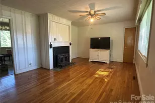 2939 Links Dr, Granite Falls, NC 28630 - Photo 10