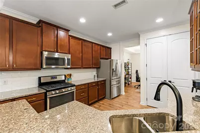 7202 Toxaway Lane, Charlotte, NC 28269 - Photo 12