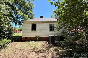 2825 Parkway Ave, Charlotte, NC 28208 - Photo 10