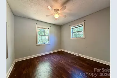 2825 Parkway Avenue, Charlotte, NC 28208 - Photo 8