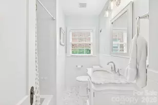 2808 Windsor Ave, Charlotte, NC 28209 - Photo 16
