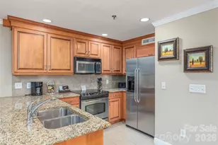 222 Bowling Park Rd, Asheville, NC 28803 - Photo 10