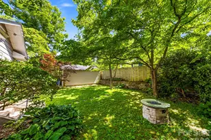 1214 Oakland St, Hendersonville, NC 28792 - Photo 22
