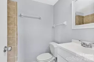 1624 Arlyn Cir, Charlotte, NC 28213 - Photo 14