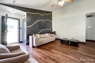 12151 Stewarts Crossing Dr, Charlotte, NC 28215 - Photo 2