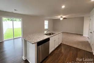 9123 Creedmore Hills Dr, Charlotte, NC 28214 - Photo 2