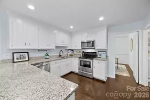 2328 Wittstock Dr, Charlotte, NC 28210 - Photo 6