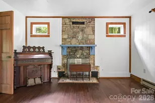 71 Warrior Rd, Newland, NC 28657 - Photo 8