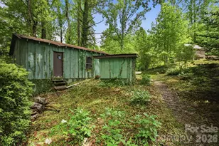 71 Warrior Rd, Newland, NC 28657 - Photo 16
