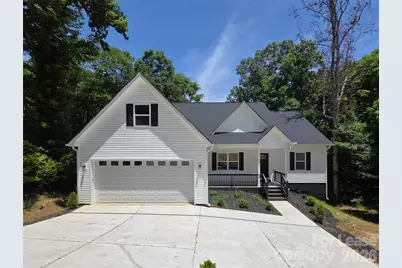 595 Foxwood Drive SE, Concord, NC 28025 - Photo 2