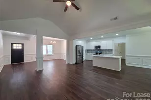 595 Foxwood Dr SE, Concord, NC 28025 - Photo 4
