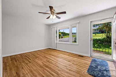 219 Belton Avenue, Mount Holly, NC 28120 - Photo 4
