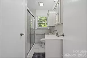 219 Belton Ave, Mount Holly, NC 28120 - Photo 28