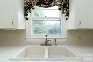 122 Whitley Rd, Morganton, NC 28655 - Photo 10