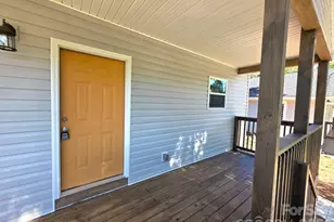 1105 8th St, Statesville, NC 28677 - Photo 2