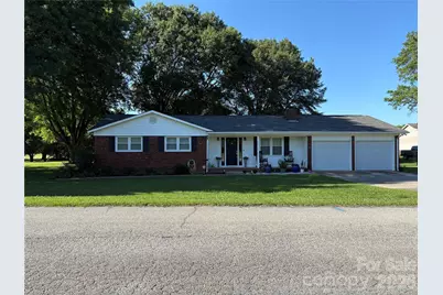 118 Douglas Heights Drive, Gaffney, SC 29341 - Photo 2
