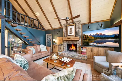 429 Green Cove Road, Sugar Mountain, NC 28604 - Photo 6