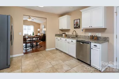 609 Forest Ridge Road, Kannapolis, NC 28083 - Photo 8
