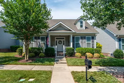 17718 Morehampton Avenue, Cornelius, NC 28031 - Photo 2