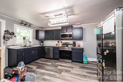 224 Broadway Street NW, Lenoir, NC 28645 - Photo 18