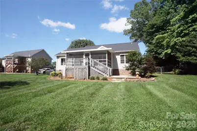 3795 River Road, Hickory, NC 28602 - Photo 4