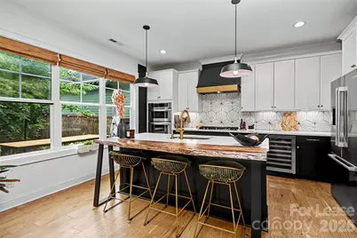 221 S Gardner Avenue, Charlotte, NC 28208 - Photo 8