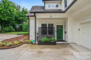 221 S Gardner Ave, Charlotte, NC 28208 - Photo 2