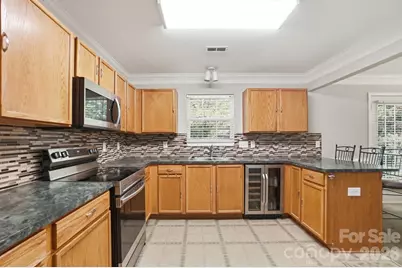 1135 Stonehenge Lane, Charlotte, NC 28216 - Photo 12