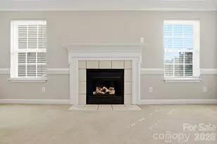1135 Stonehenge Ln, Charlotte, NC 28216 - Photo 8