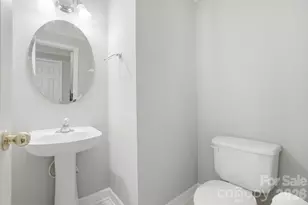 1135 Stonehenge Ln, Charlotte, NC 28216 - Photo 16