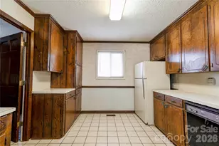 3016 Longwood Dr, Shelby, NC 28152 - Photo 14