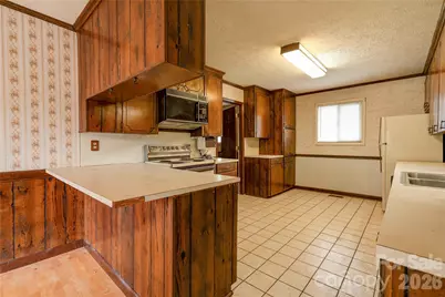 3016 Longwood Drive, Shelby, NC 28152 - Photo 10