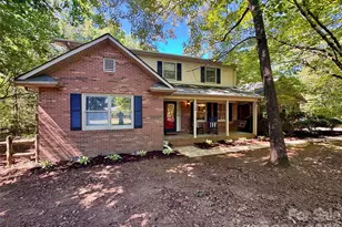 196 Flint Ridge Dr, Concord, NC 28025 - Photo 2