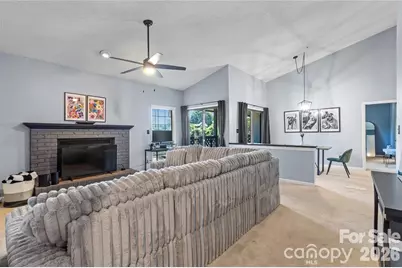 5870 Harris Grove Lane, Charlotte, NC 28212 - Photo 6