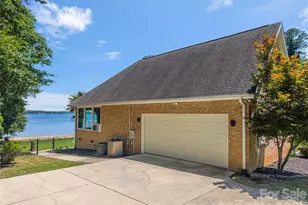 5100 Lake Wylie Rd, Lake Wylie, SC 29710 - Photo 12