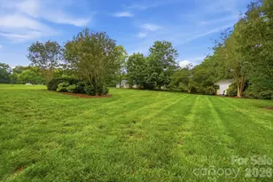 117 Heathrow Ln, Statesville, NC 28677 - Photo 36