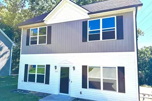 207 Freedom Dr, Albemarle, NC 28001 - Photo 2