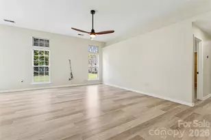 13511 Diadem Ct, Charlotte, NC 28273 - Photo 6