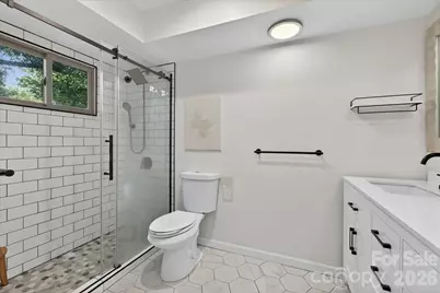 7611 Robin Crest Road, Charlotte, NC 28226 - Photo 32