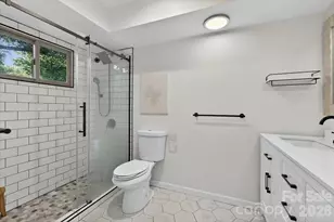 7611 Robin Crest Rd, Charlotte, NC 28226 - Photo 32