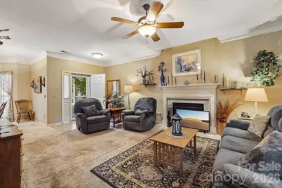 3429 Turtle Cross Lane, Charlotte, NC 28269 - Photo 6